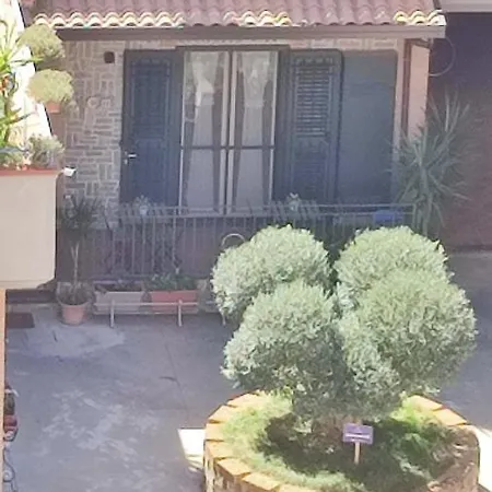 Casa de hóspedes Midway House Italy
